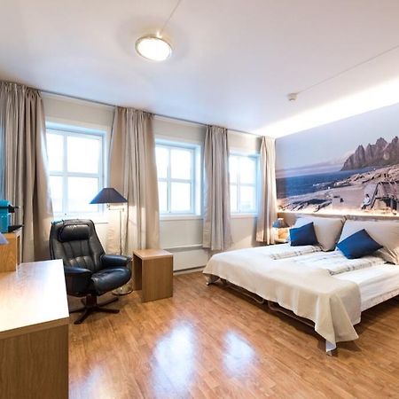 Senja Hotell فينسنس المظهر الخارجي الصورة
