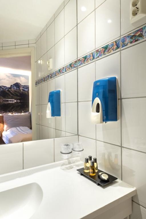Senja Hotell فينسنس المظهر الخارجي الصورة