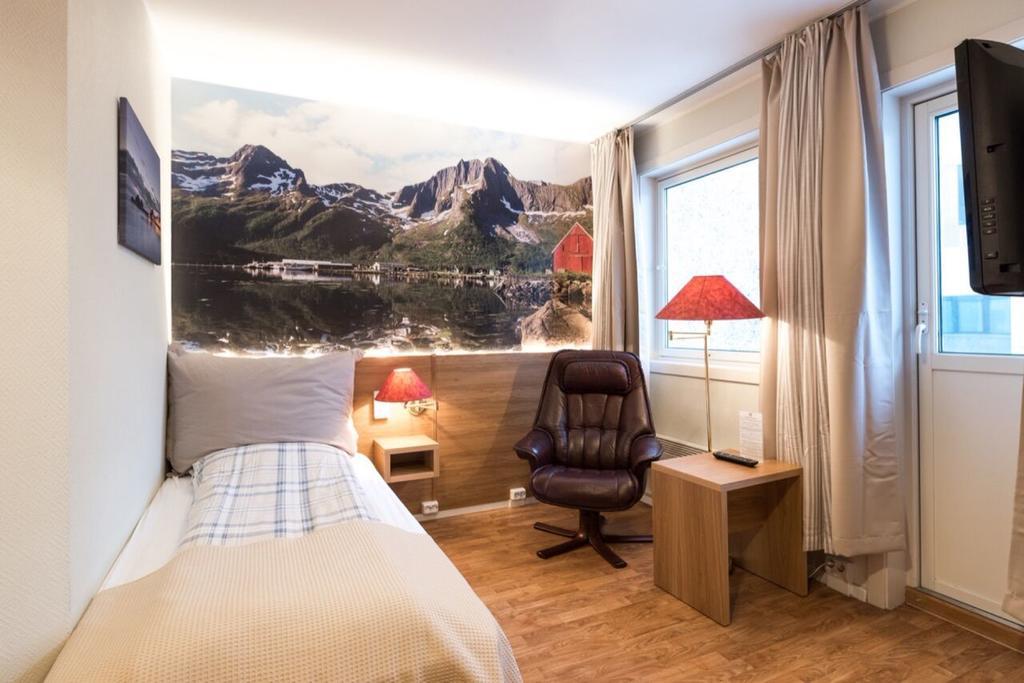 Senja Hotell فينسنس المظهر الخارجي الصورة